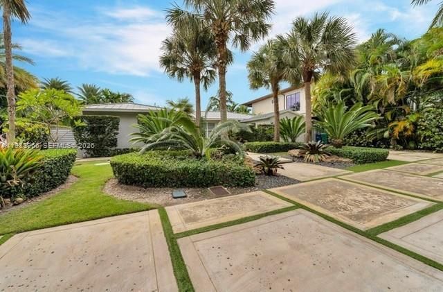 1150 NE 91st St, Miami, FL 33138