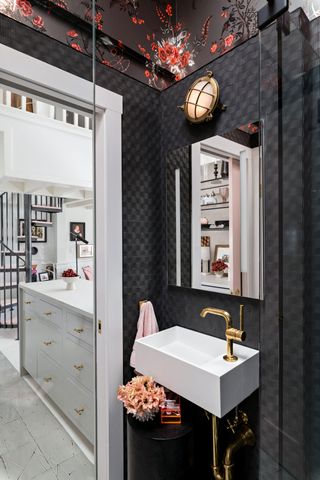 381 Commercial Street Unit 5, Provincetown, MA 02657