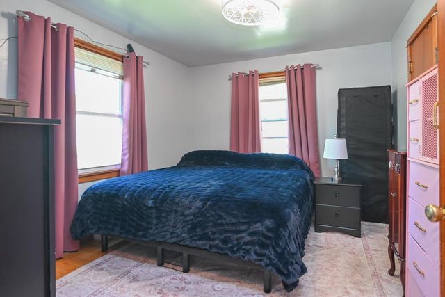 2034 MINERVA STREET, Oshkosh, WI 54901