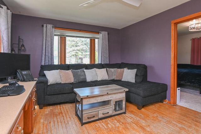 2034 MINERVA STREET, Oshkosh, WI 54901
