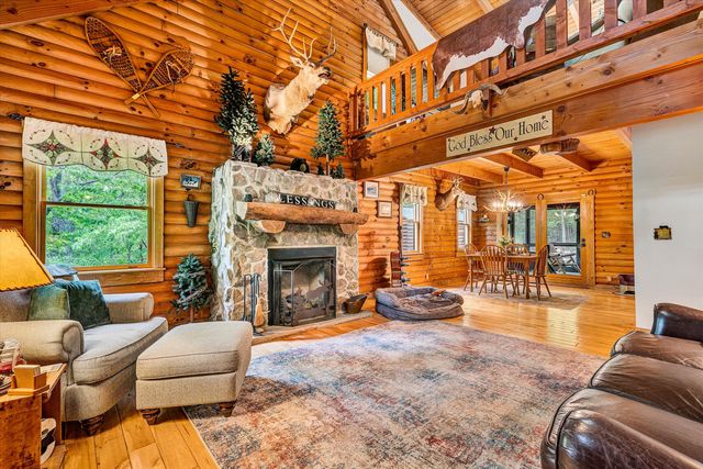 634 Zimmerman RD, Blue Ridge, VA 24064