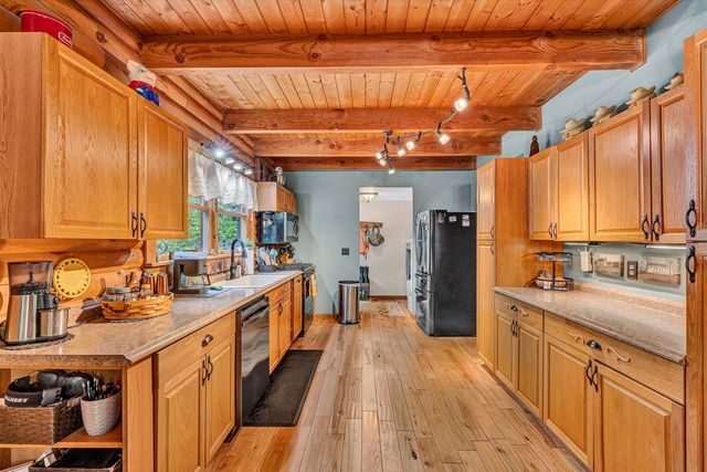 634 Zimmerman RD, Blue Ridge, VA 24064