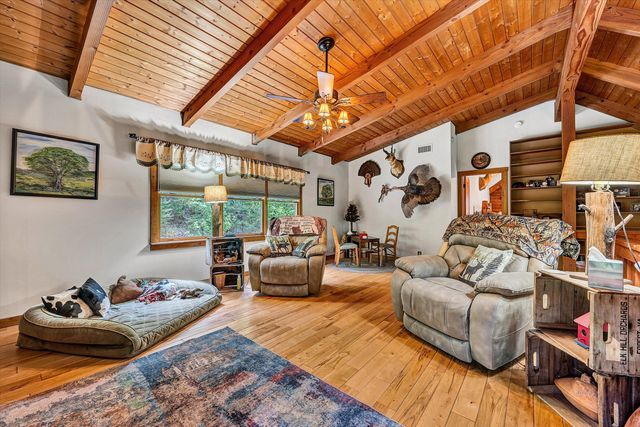 634 Zimmerman RD, Blue Ridge, VA 24064