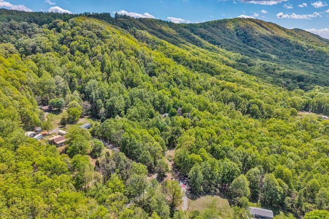 634 Zimmerman RD, Blue Ridge, VA 24064