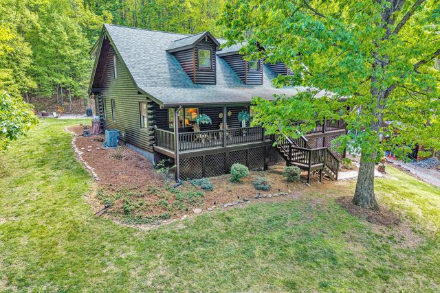 634 Zimmerman RD, Blue Ridge, VA 24064