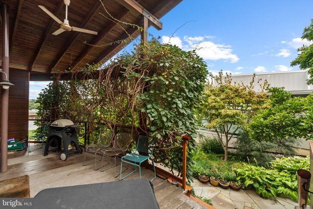 1028 W 38TH ST, Baltimore, MD 21211