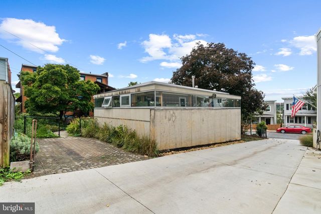 1028 W 38TH ST, Baltimore, MD 21211