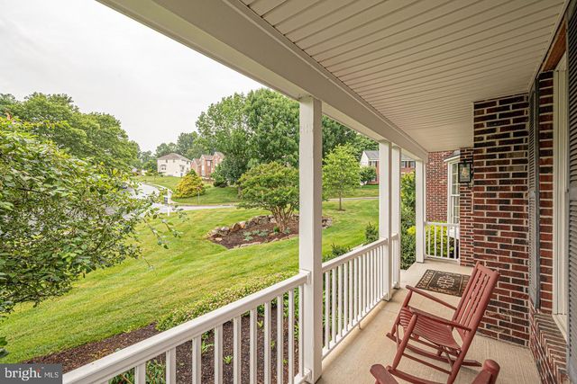 708 DOVER COURT PL, Downingtown, PA 19335