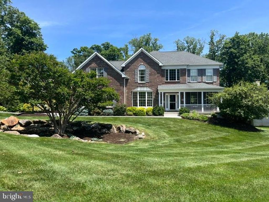 708 DOVER COURT PL, Downingtown, PA 19335