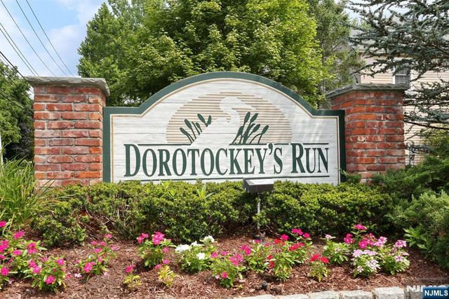 3 Candlewood Drive, Old Tappan, NJ 07675