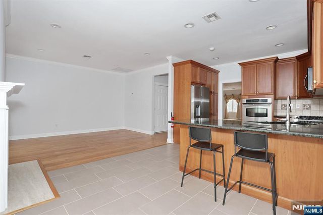 3 Candlewood Drive, Old Tappan, NJ 07675