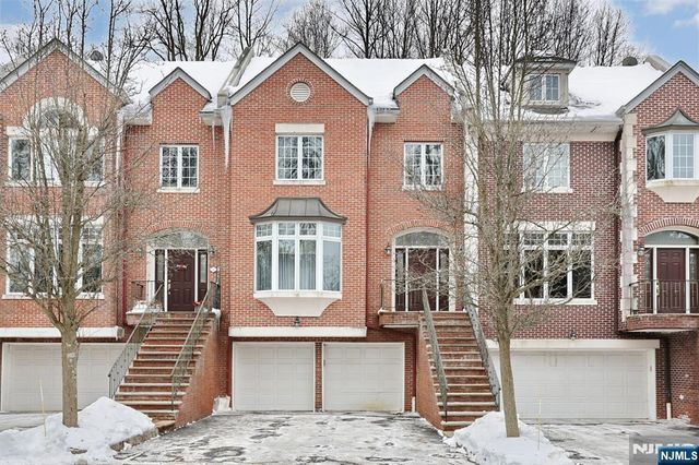 3 Candlewood Drive, Old Tappan, NJ 07675