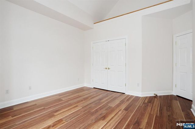 3 Candlewood Drive, Old Tappan, NJ 07675