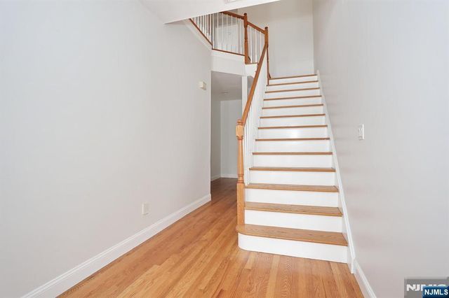 3 Candlewood Drive, Old Tappan, NJ 07675