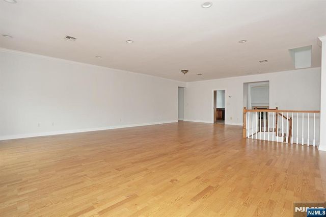 3 Candlewood Drive, Old Tappan, NJ 07675