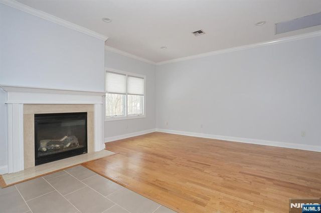 3 Candlewood Drive, Old Tappan, NJ 07675