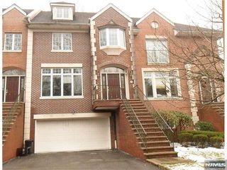 3 Candlewood Drive, Old Tappan, NJ 07675