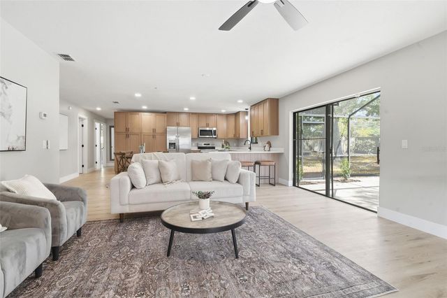 8315 CAMPHOR TREE DRIVE, Orlando, FL 32810