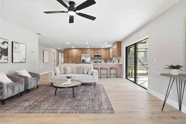 8315 CAMPHOR TREE DRIVE, Orlando, FL 32810