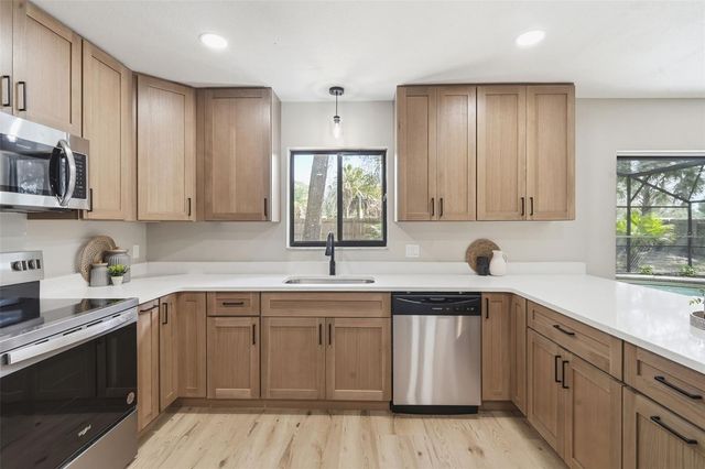 8315 CAMPHOR TREE DRIVE, Orlando, FL 32810