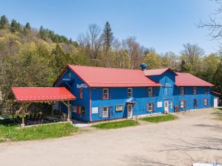 24 Cedar Street, Saranac Lake, NY 12983