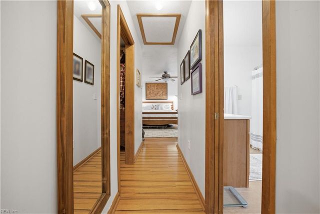10346 Acorn LN, Smithfield, VA 23430