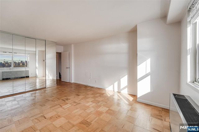 6600 Boulevard East 2C, West New York, NJ 07093