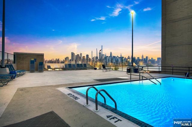 6600 Boulevard East 2C, West New York, NJ 07093