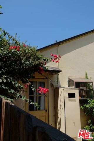 12209 Crewe Street, Los Angeles, CA 91605