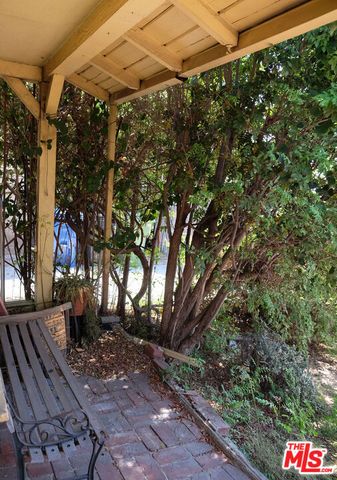 12209 Crewe Street, Los Angeles, CA 91605