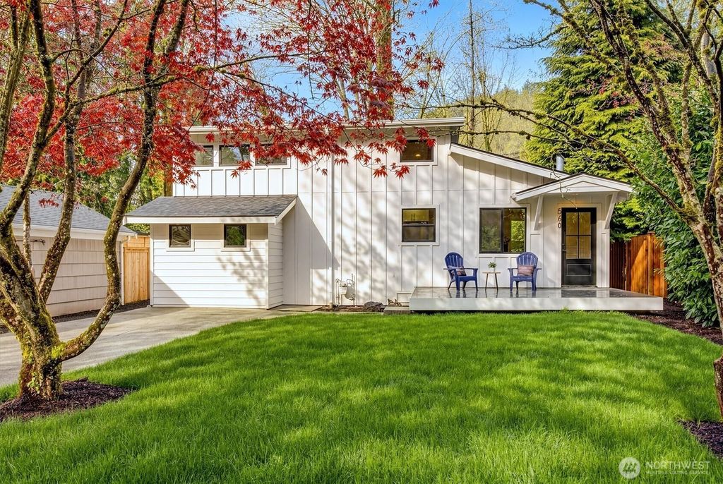 560 NE Alder Street, Issaquah, WA 98027