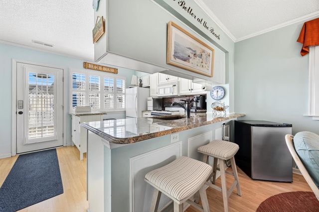 103 Barnwell St Apt 27B, North Myrtle Beach, SC 29582