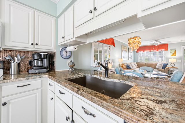103 Barnwell St Apt 27B, North Myrtle Beach, SC 29582