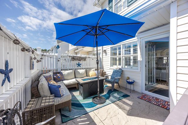 103 Barnwell St Apt 27B, North Myrtle Beach, SC 29582