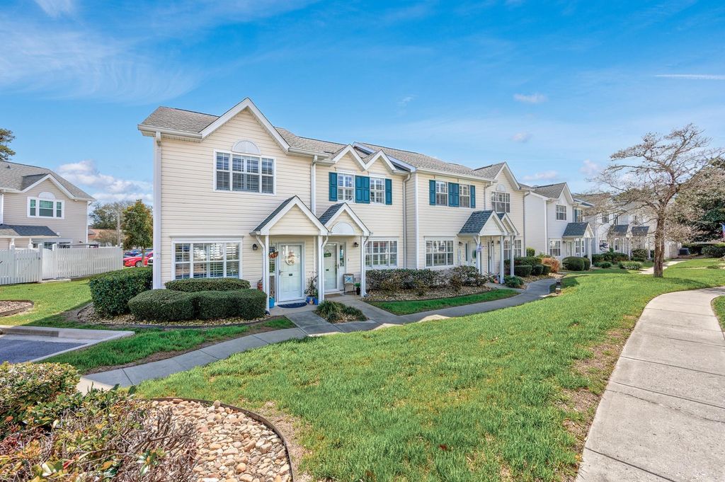 103 Barnwell St Apt 27B, North Myrtle Beach, SC 29582