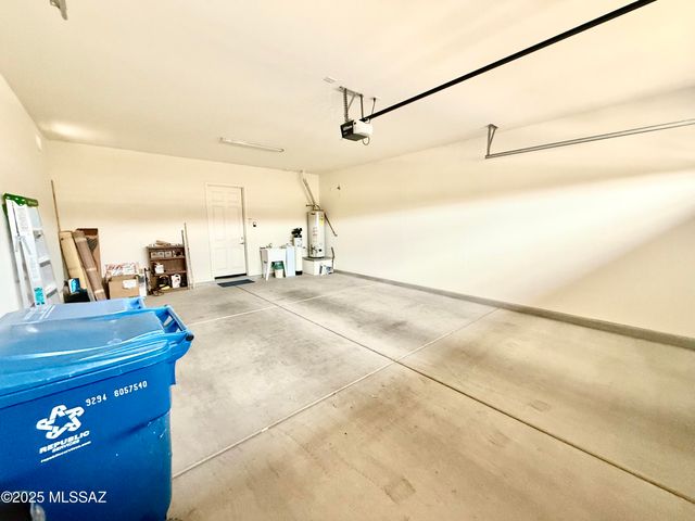 740 N Observation Trail, Green Valley, AZ 85614