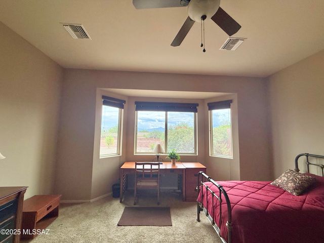 740 N Observation Trail, Green Valley, AZ 85614