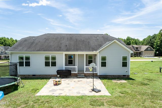 53 Red Wood Road, Zebulon, NC 27597