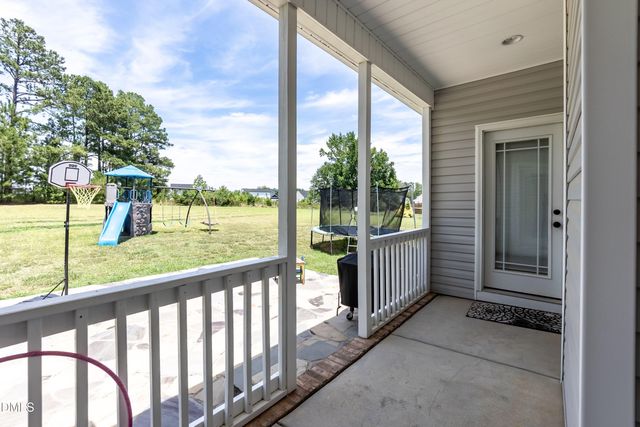 53 Red Wood Road, Zebulon, NC 27597