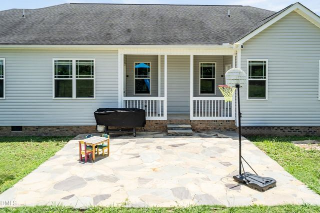 53 Red Wood Road, Zebulon, NC 27597