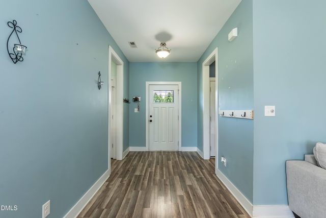 53 Red Wood Road, Zebulon, NC 27597