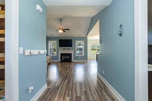 53 Red Wood Road, Zebulon, NC 27597