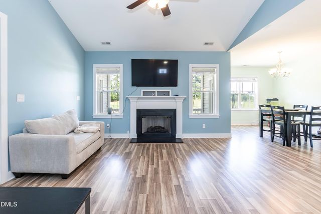 53 Red Wood Road, Zebulon, NC 27597
