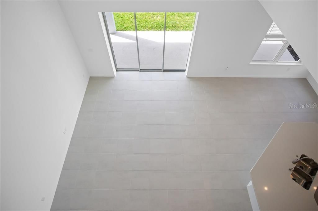 Image 16 of property listing at 5719 MAIDENSTONE WAY, Palmetto, FL 34221