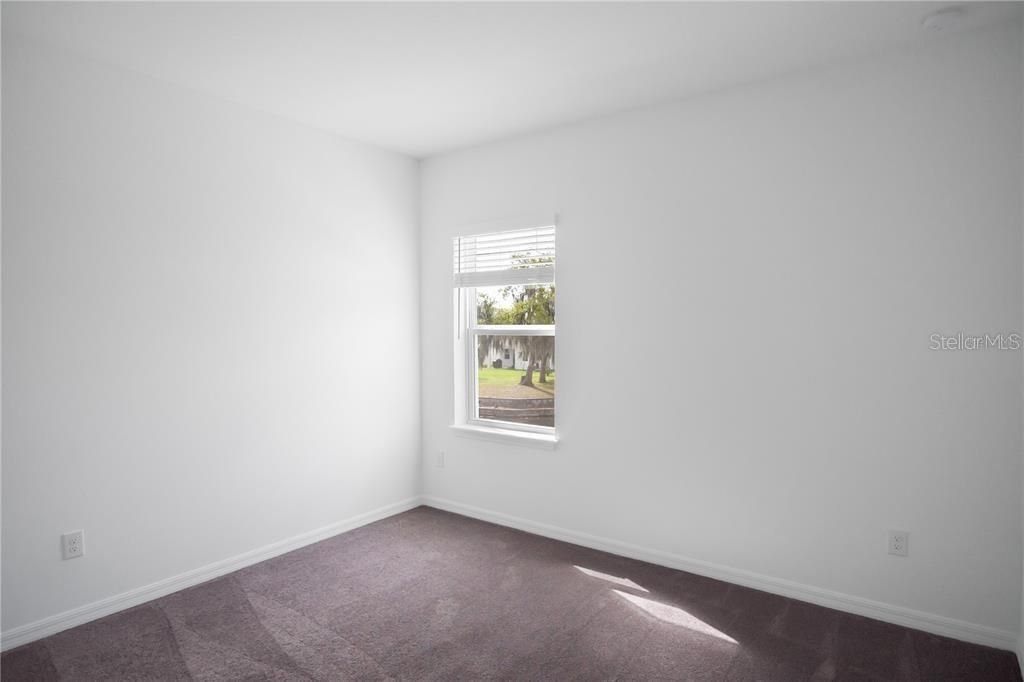 Image 22 of property listing at 5719 MAIDENSTONE WAY, Palmetto, FL 34221