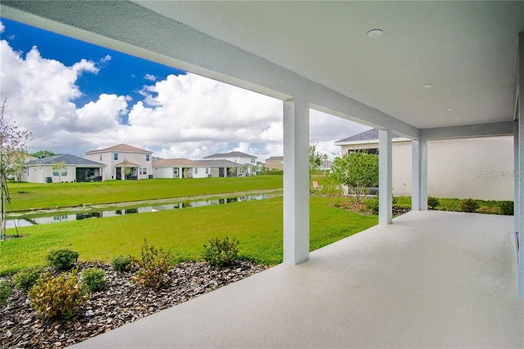 Image 24 of property listing at 5719 MAIDENSTONE WAY, Palmetto, FL 34221