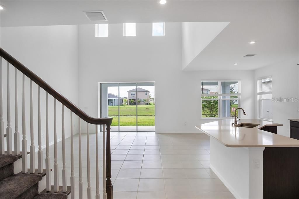 Image 29 of property listing at 5719 MAIDENSTONE WAY, Palmetto, FL 34221