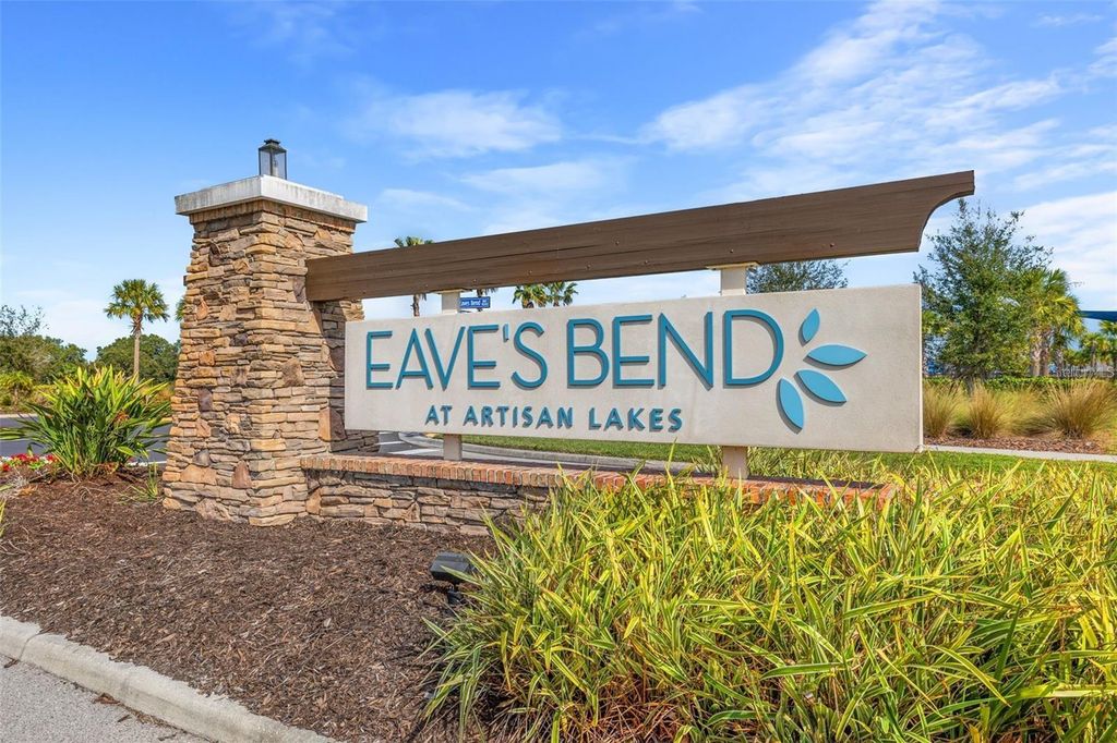 Image 30 of property listing at 5719 MAIDENSTONE WAY, Palmetto, FL 34221