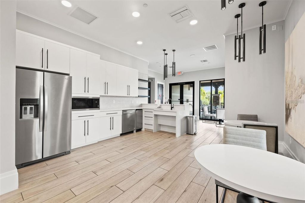 Image 37 of property listing at 5719 MAIDENSTONE WAY, Palmetto, FL 34221