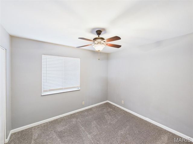 10069 N Bunker Hill Drive A, St Louis, MO 63123